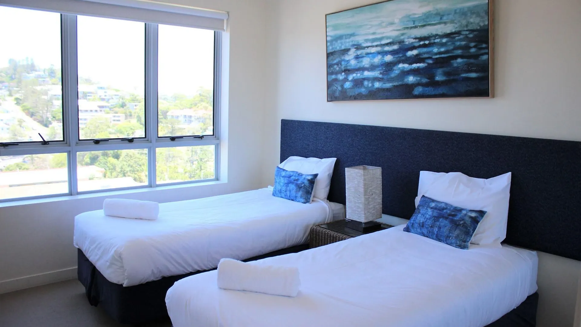 Blue C Coolangatta Aparthotel 4*,