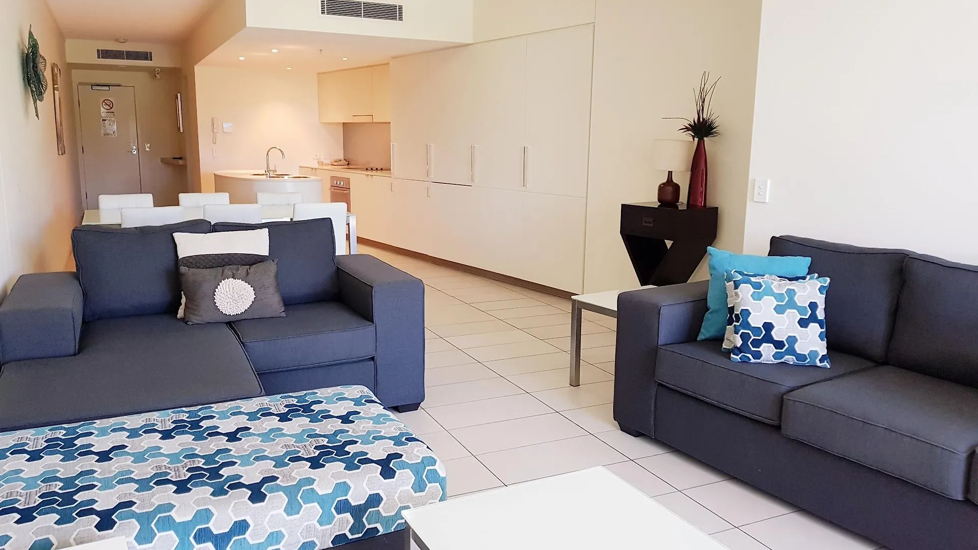 Blue C Coolangatta Aparthotel