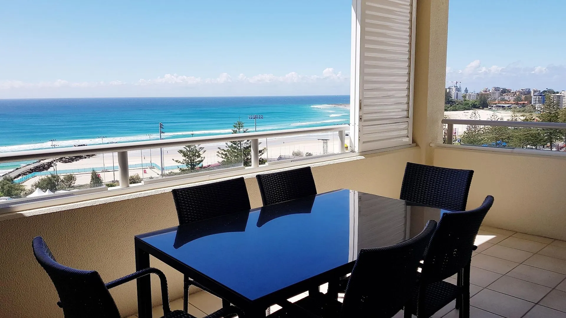 Blue C Coolangatta Aparthotel