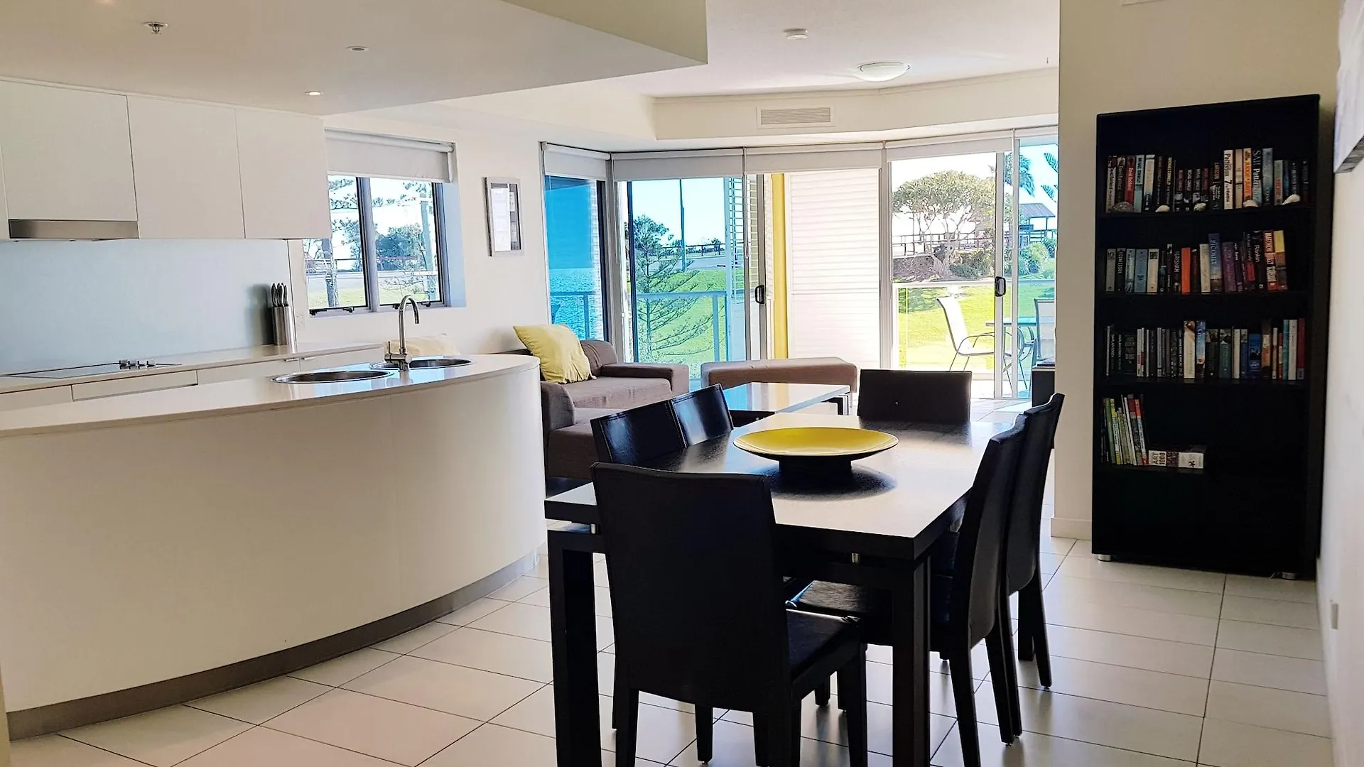 Blue C Coolangatta Aparthotel Australia